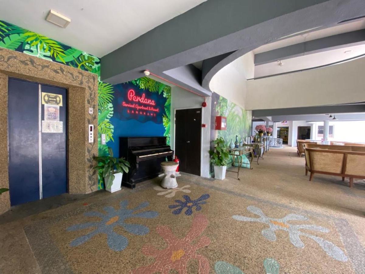Perdana Serviced Apartment & Resorts Padang Mat Sirat Bagian luar foto
