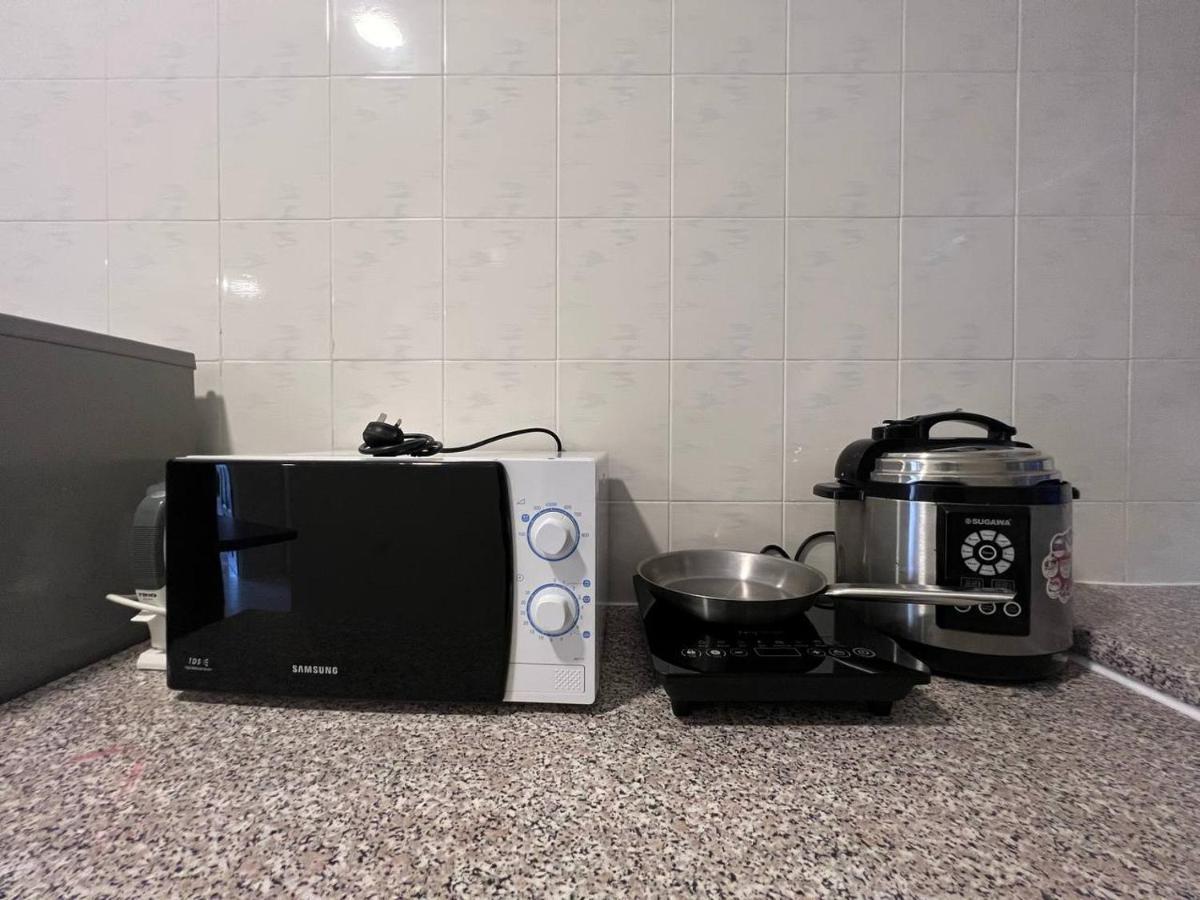 Perdana Serviced Apartment & Resorts Padang Mat Sirat Bagian luar foto